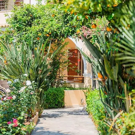 Ilena 2* אצ'ארבי