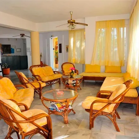 Ilena 2* אצ'ארבי