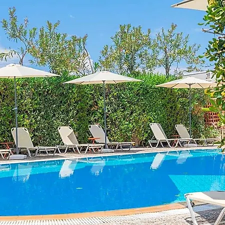 Ilena Hotel 2*
