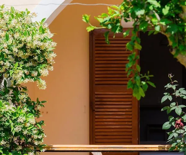 Ilena Отель Ахарави